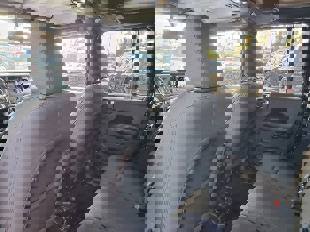 Certified 2020 Jeep Wrangler Unlimited Sahara image 17