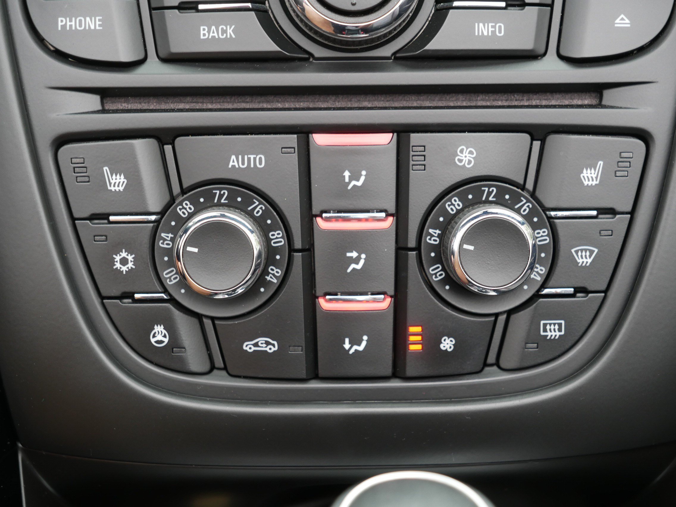 Used 2018 Buick Cascada Sport Touring w/ Dark Effects Package FWD image 23