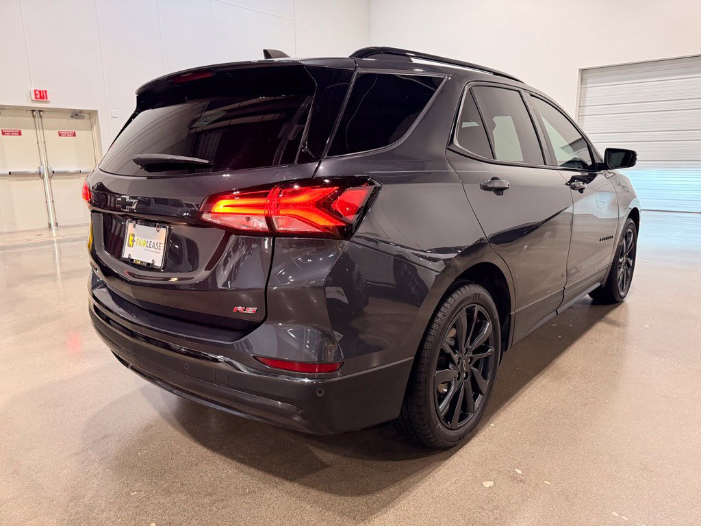 Used 2022 Chevrolet Equinox RS w/ RS Leather Package FWD image 5