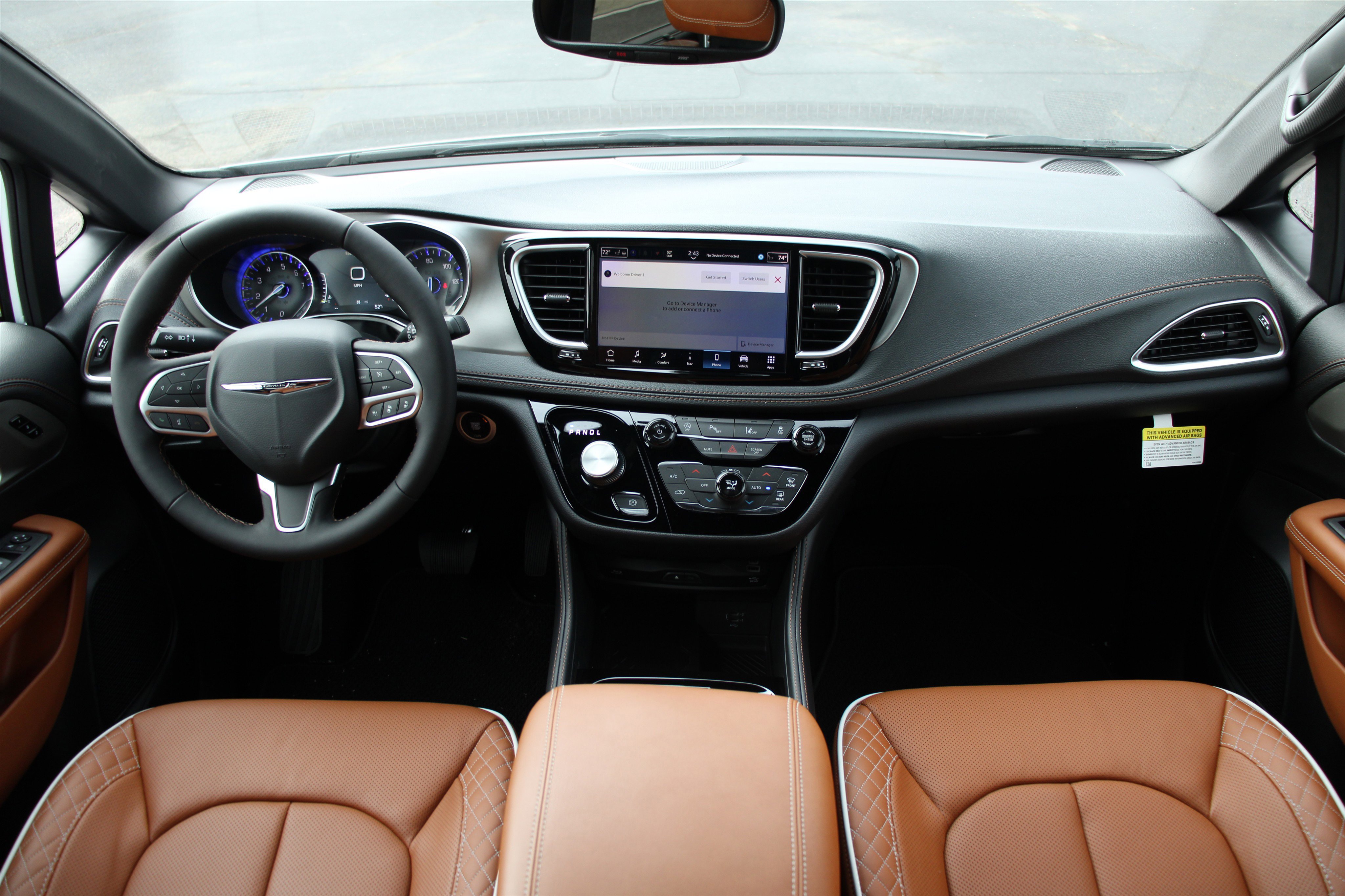 New 2026 Chrysler Pacifica Pinnacle image 2