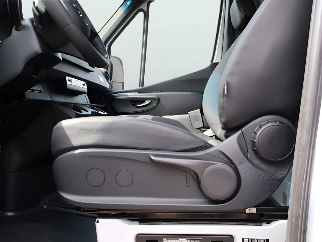 New 2026 Mercedes-Benz Sprinter 144 Cargo image 43