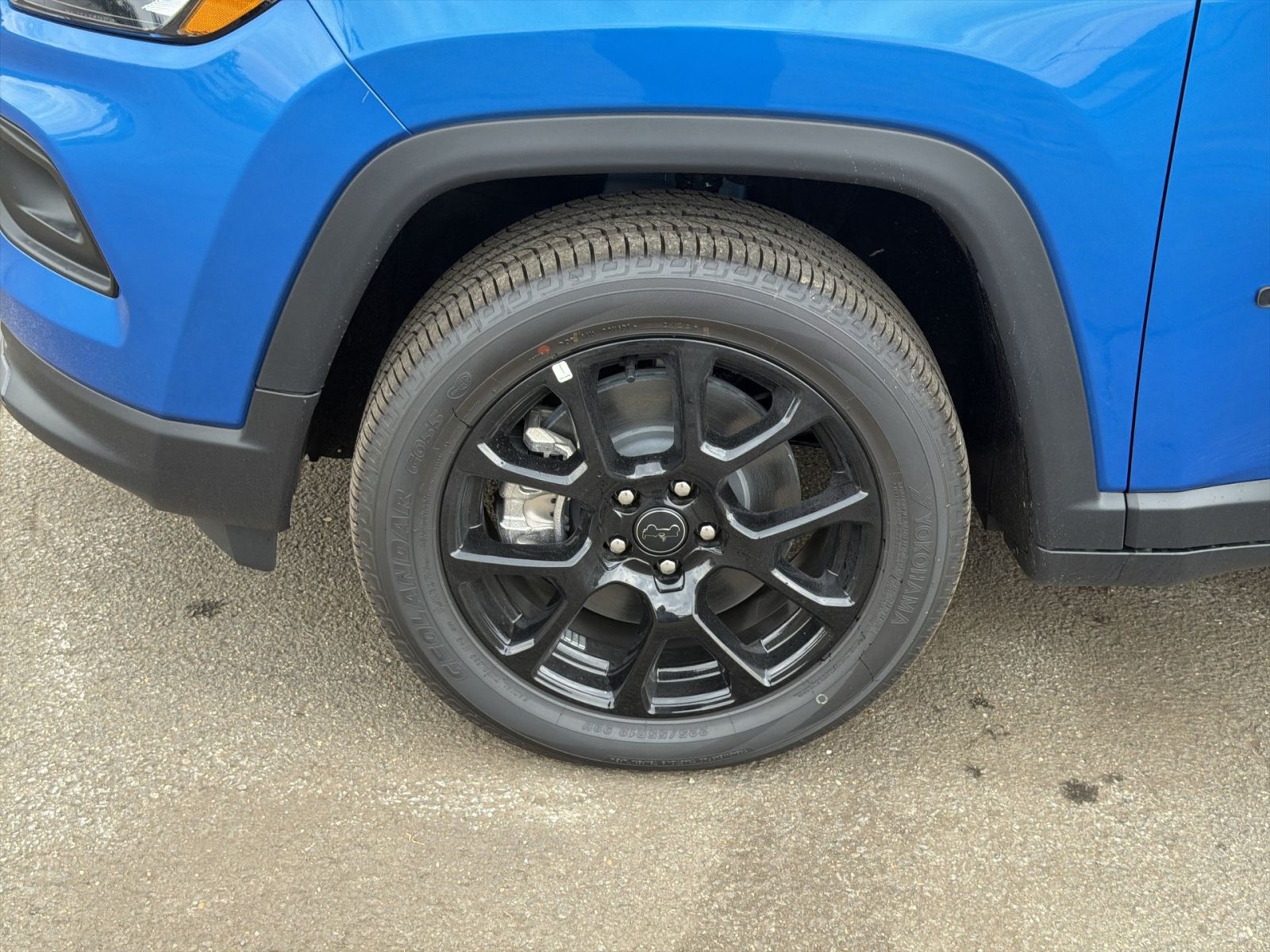 New 2026 Jeep Compass Latitude AWD/4WD image 12