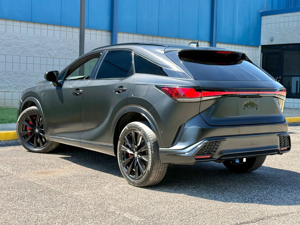 Used 2023 Lexus RX 500h F Sport w/ Accessory Package (Z1) AWD/4WD image 7