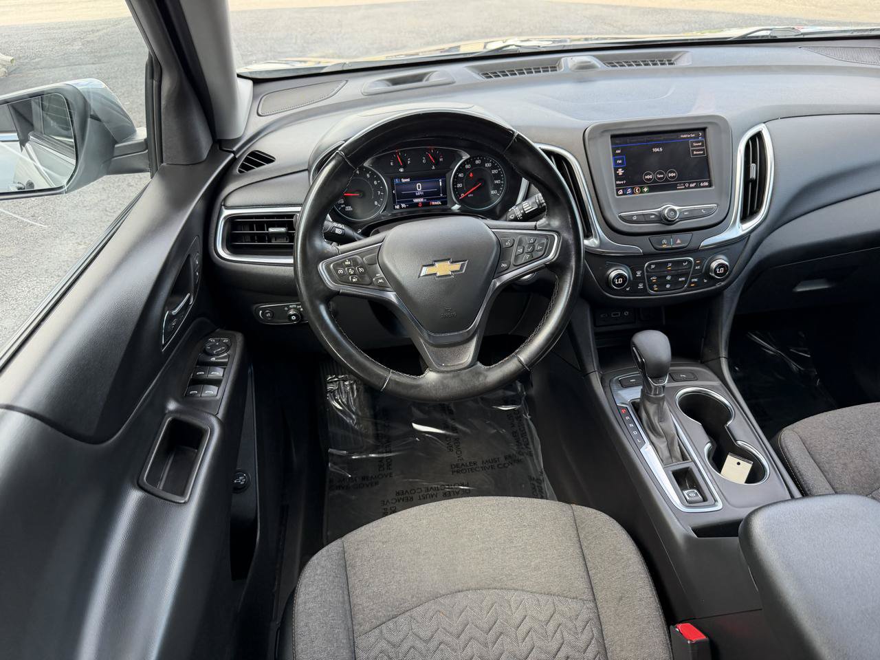 Used 2024 Chevrolet Equinox LT w/ Driver Convenience Package AWD/4WD image 17