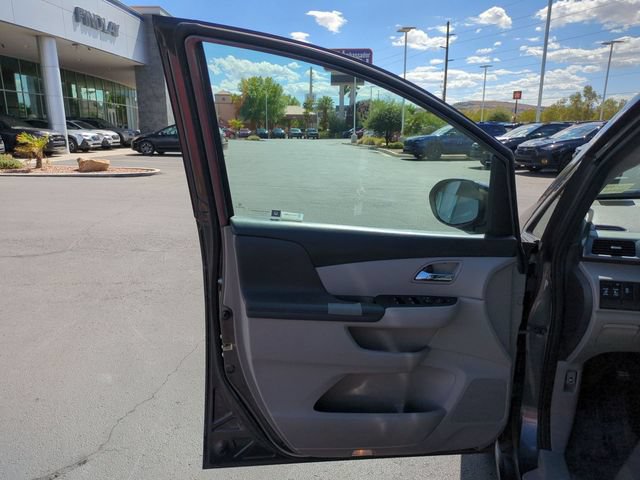 Used 2017 Honda Odyssey SE image 13