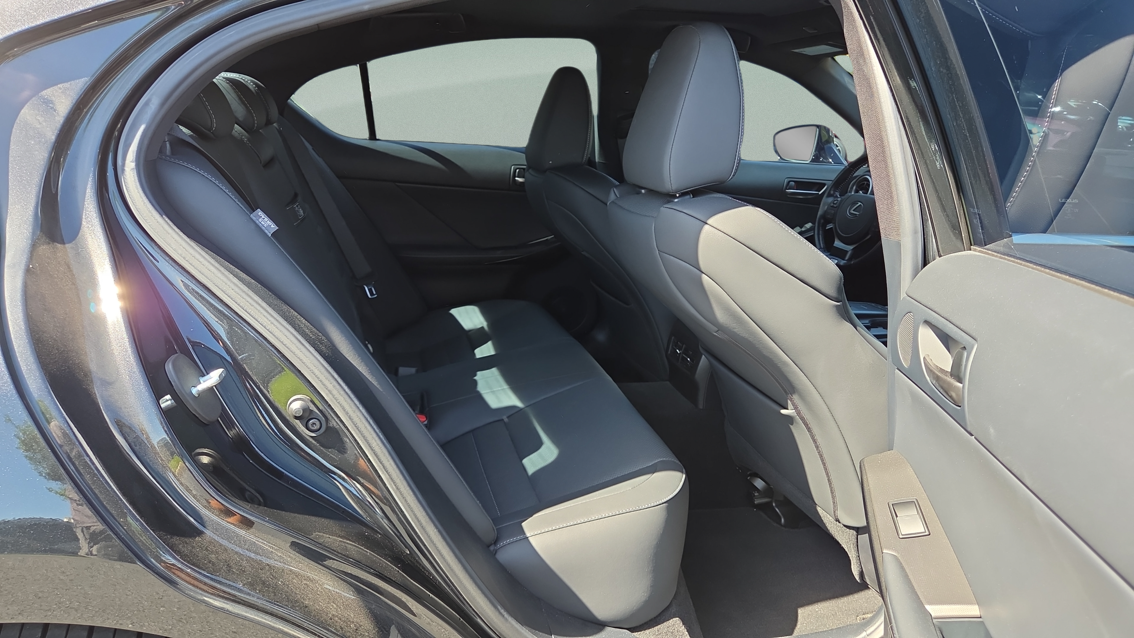 Used 2022 Lexus IS 350 F Sport RWD image 20