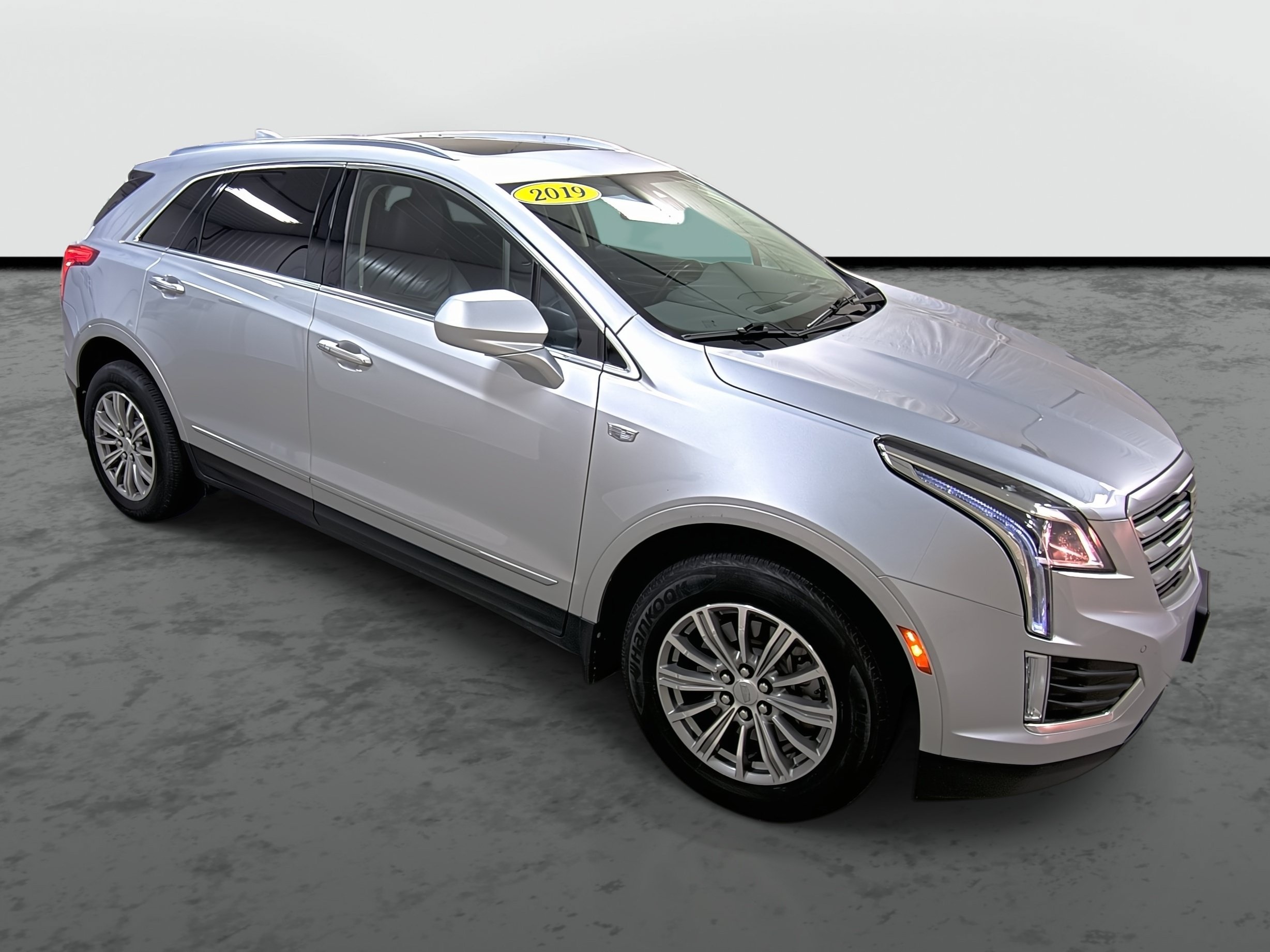 Used 2019 Cadillac XT5 Luxury AWD/4WD image 5