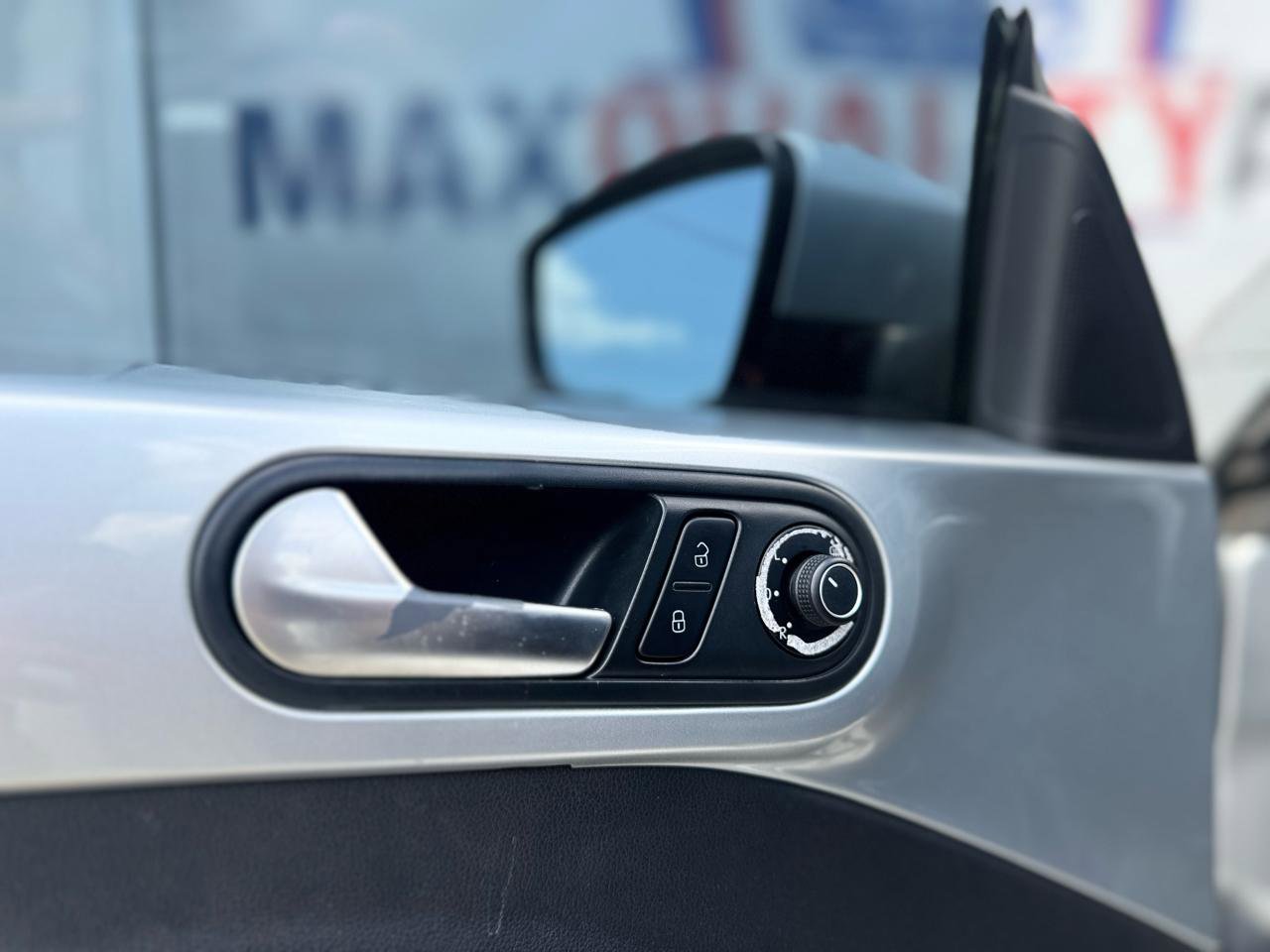 Used 2016 Volkswagen Beetle 1.8T SE image 21