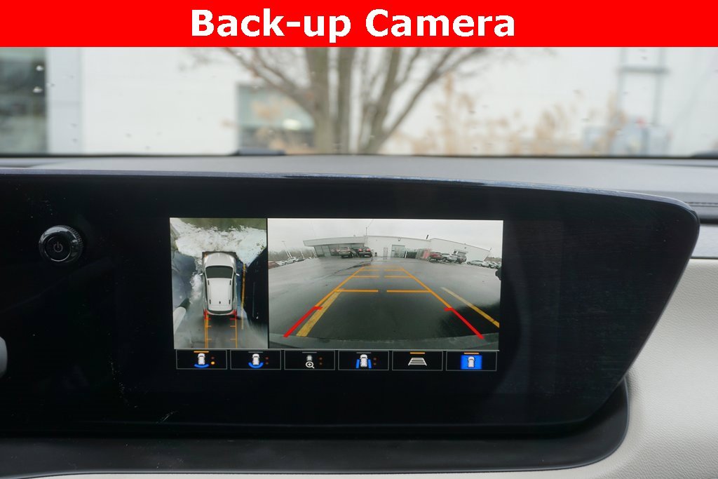 Used 2024 Buick Encore GX Avenir w/ Avenir Technology Package image 10