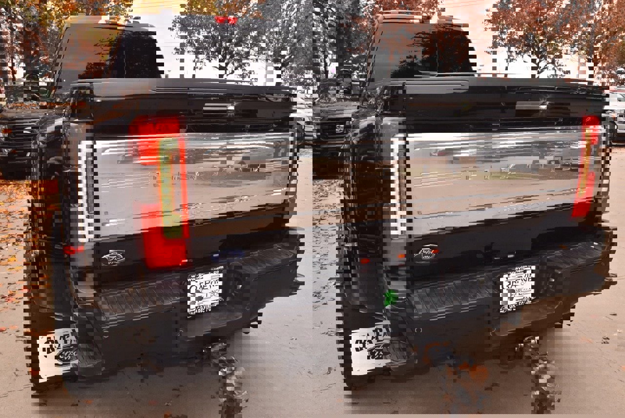 Used 2024 Ford F350 Limited image 42