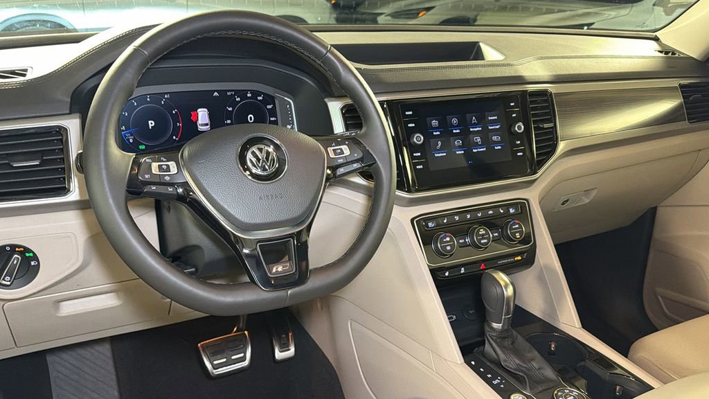 Used 2019 Volkswagen Atlas SEL R-Line image 18