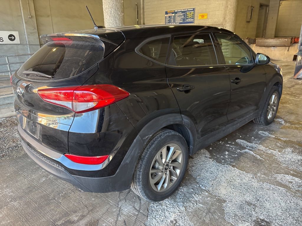 Used 2017 Hyundai Tucson SE image 3