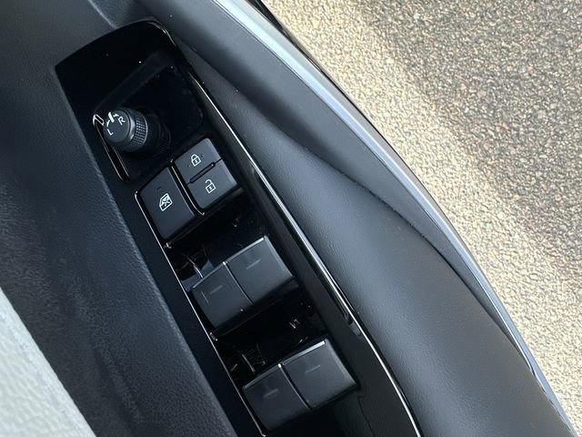 Certified 2025 Toyota Corolla XSE image 26