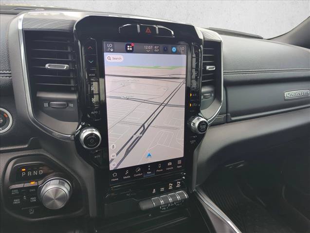 Used 2024 RAM 1500 Laramie AWD/4WD image 11