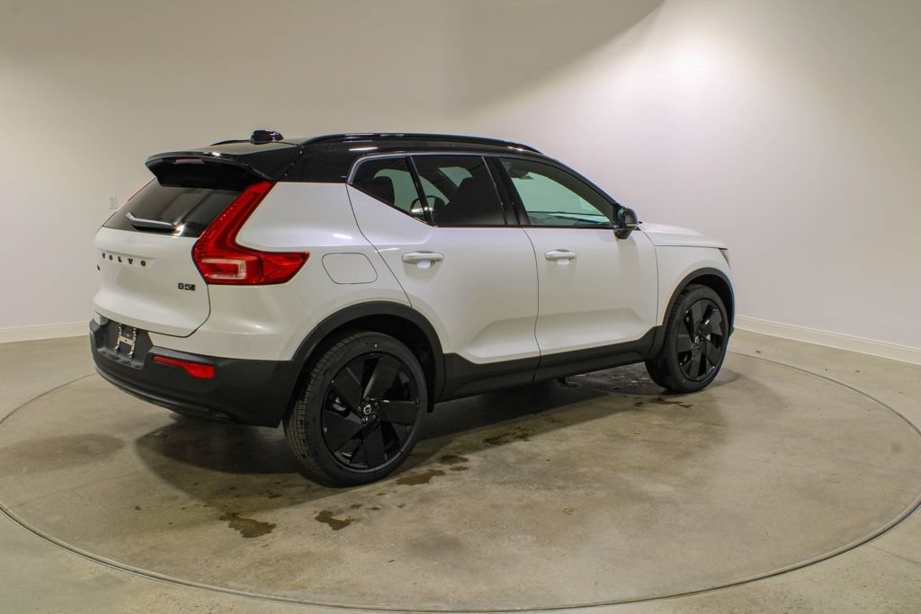 New 2026 Volvo XC40 B5 Ultra w/ Climate Package AWD/4WD image 5