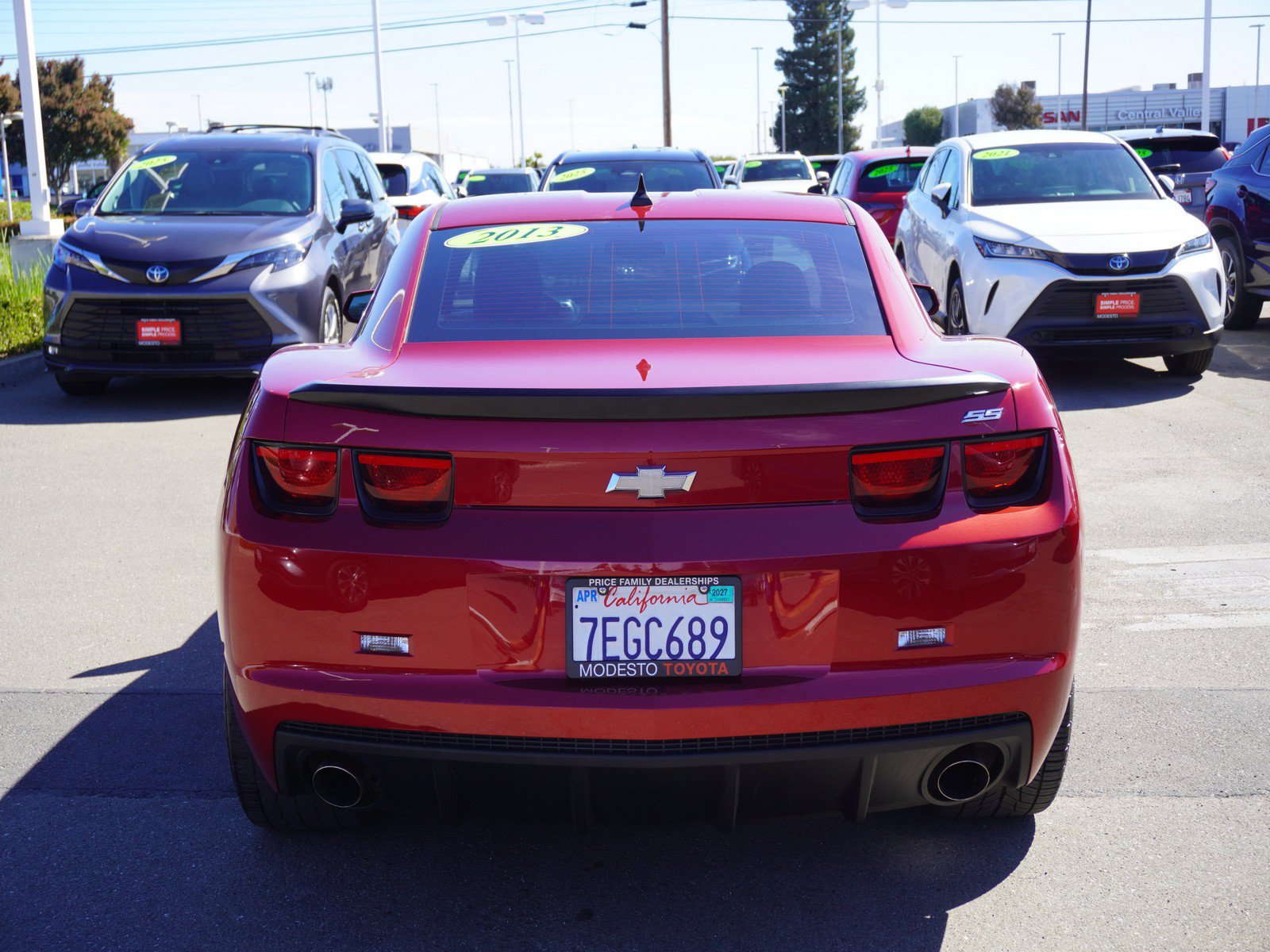 Used 2013 Chevrolet Camaro SS w/ SS Performance Package RWD image 9
