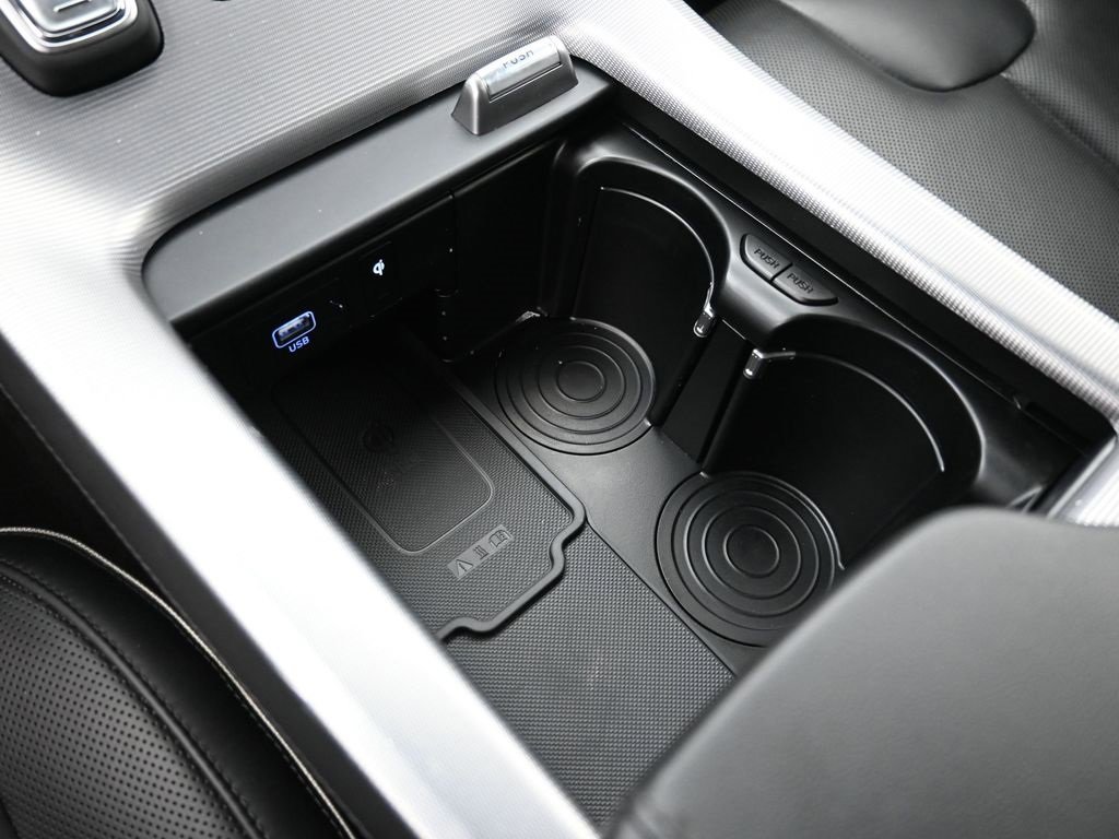 Used 2024 Hyundai Palisade Calligraphy image 31