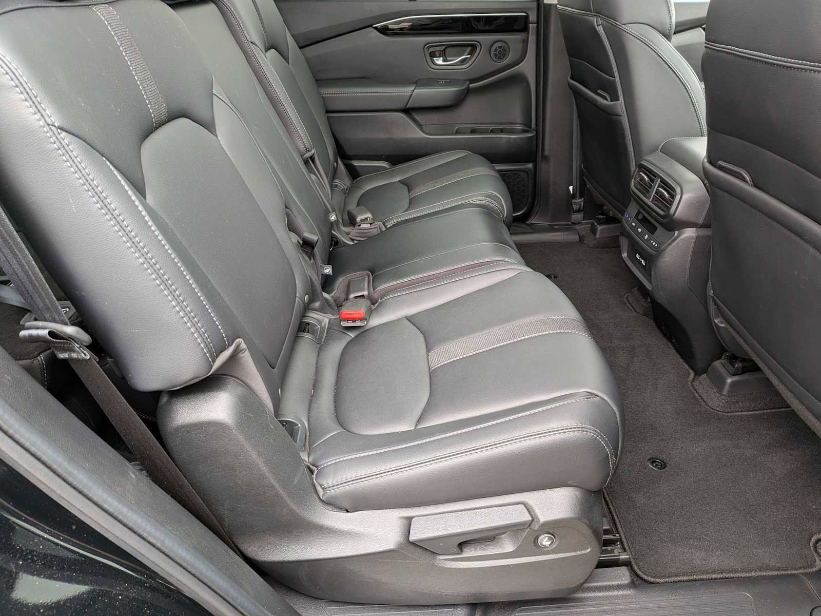 Certified 2023 Honda Pilot Touring image 19