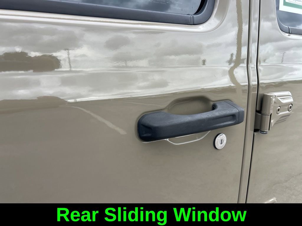 Used 2020 Jeep Gladiator Mojave w/ Trailer Tow Package image 22