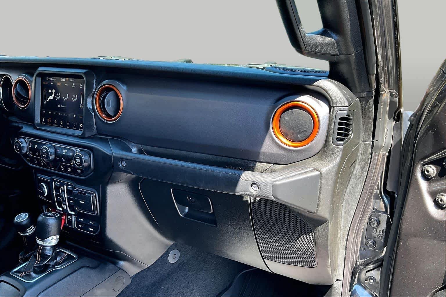 Used 2021 Jeep Gladiator Mojave AWD/4WD image 18
