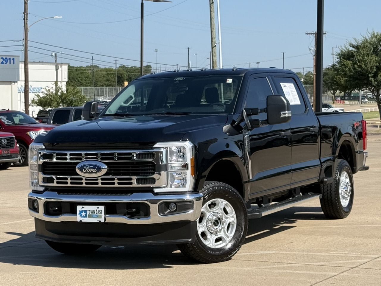 Certified 2026 Ford F250 XLT w/ FX4 Off-Road Package AWD/4WD image 2