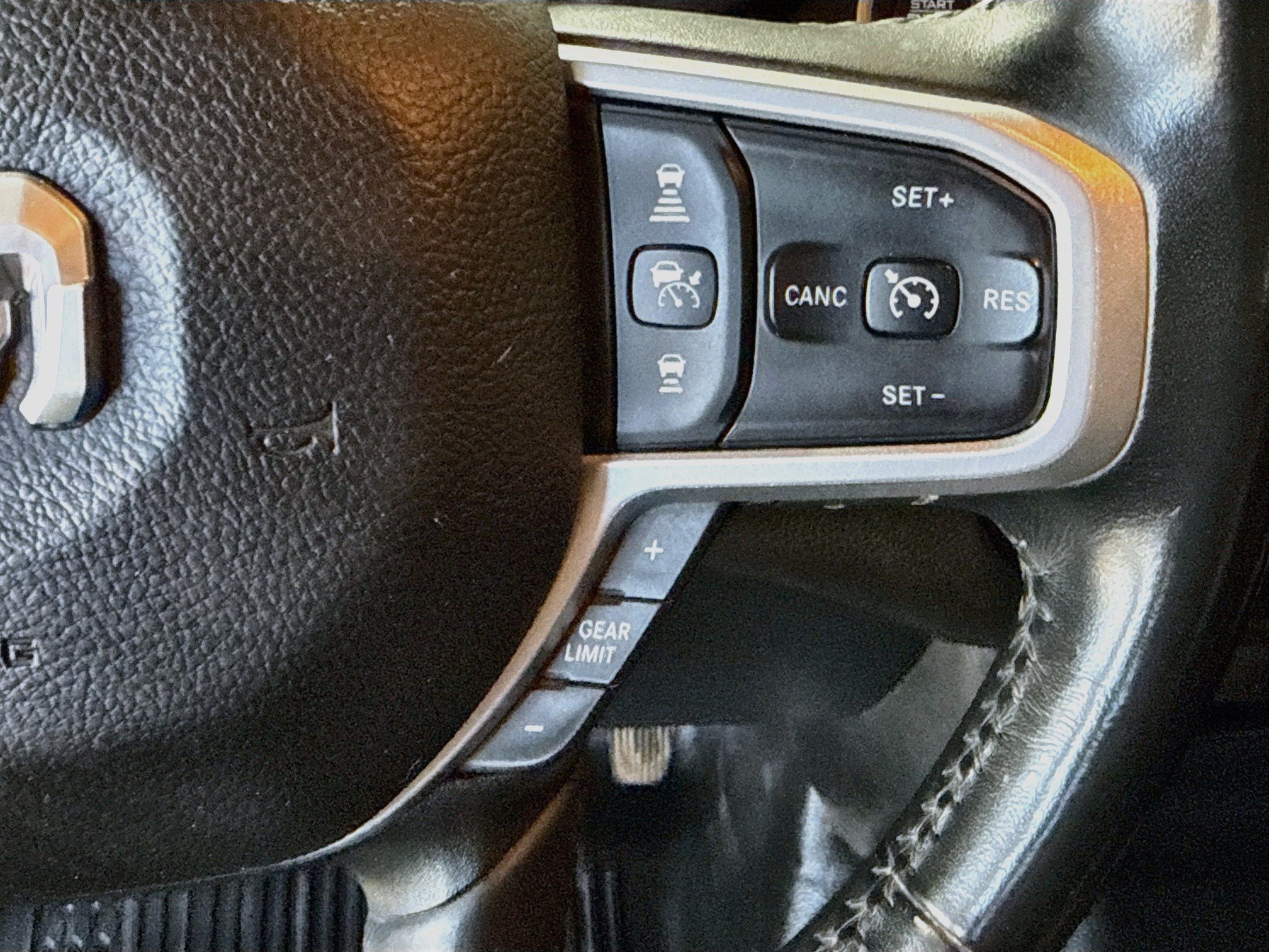 Used 2024 RAM 2500 Tradesman w/ Safety Group AWD/4WD image 15