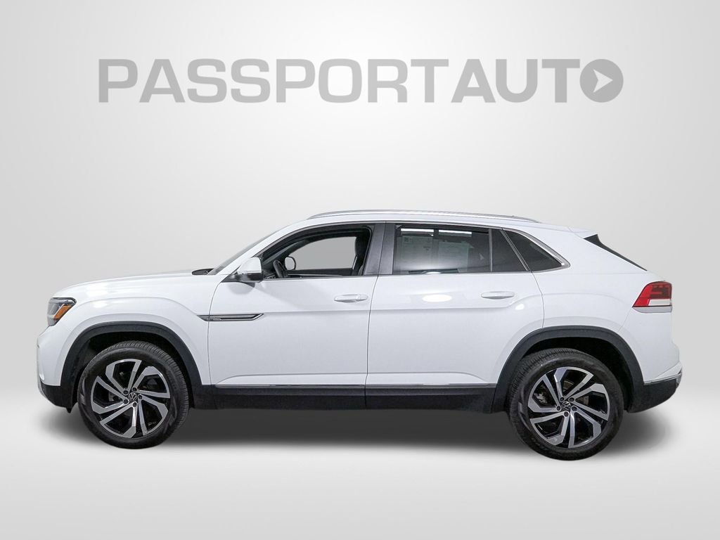 Used 2022 Volkswagen Atlas Cross Sport SEL AWD/4WD image 2