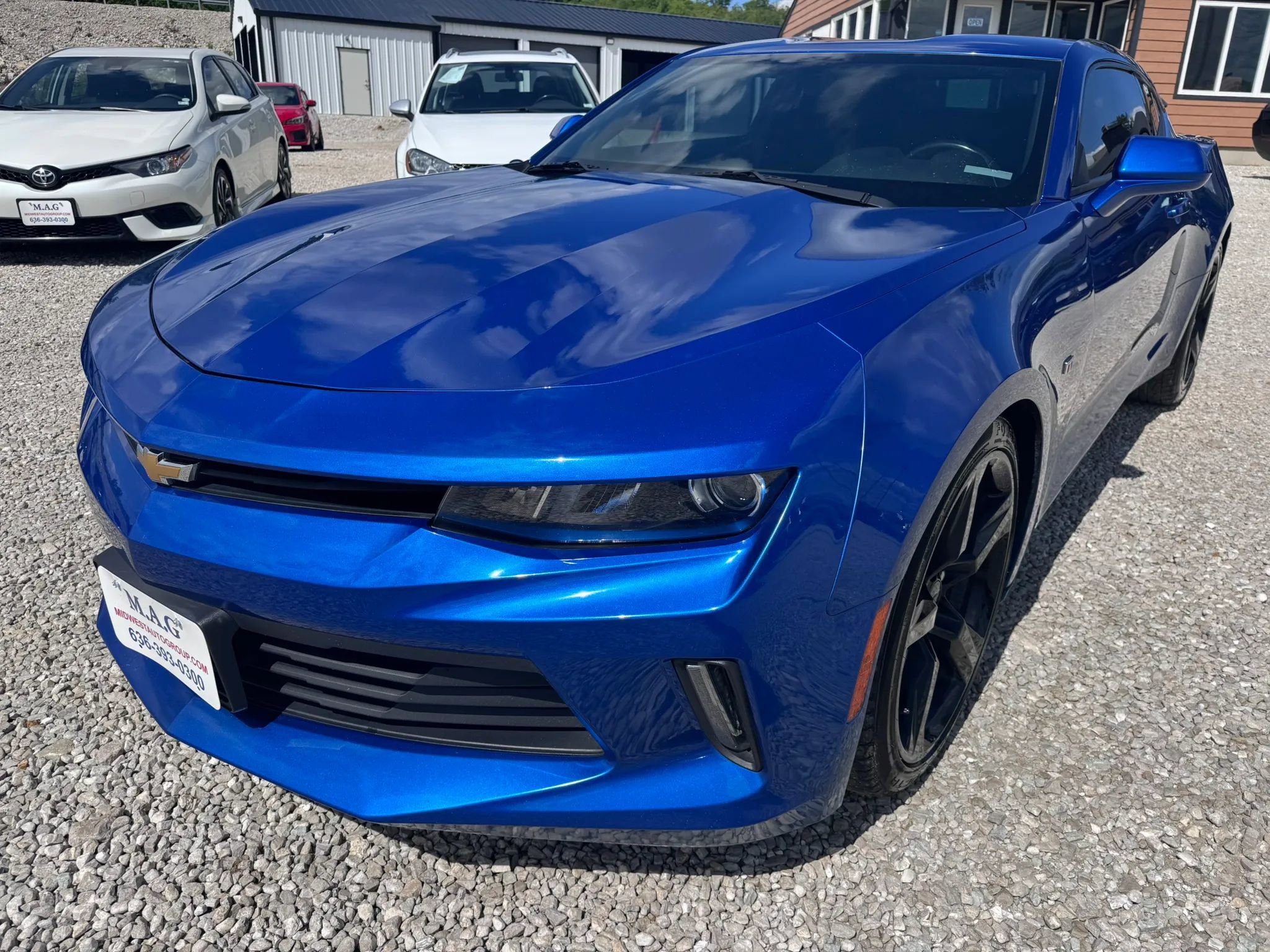 Used 2018 Chevrolet Camaro LT RWD image 2