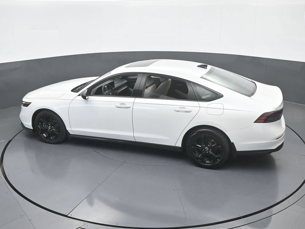 Used 2025 Honda Accord SE image 48