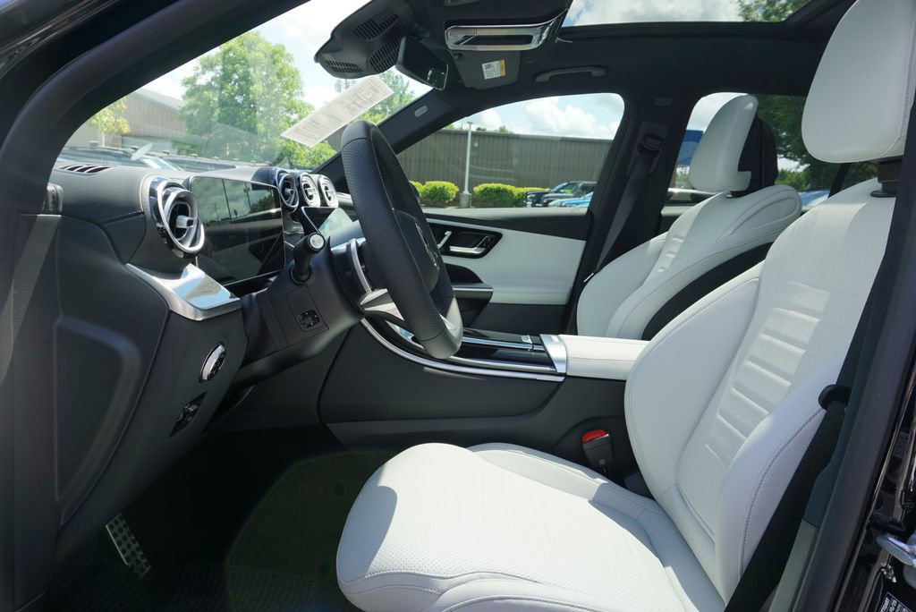 Used 2026 Mercedes-Benz GLC 300 4MATIC image 18