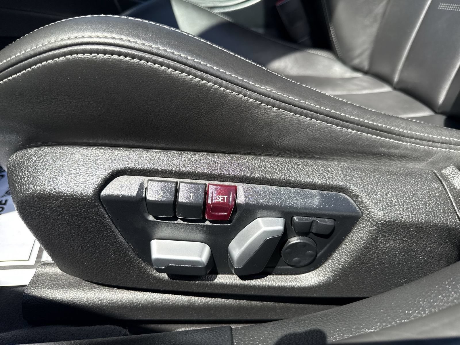 Used 2018 BMW M3 RWD image 14