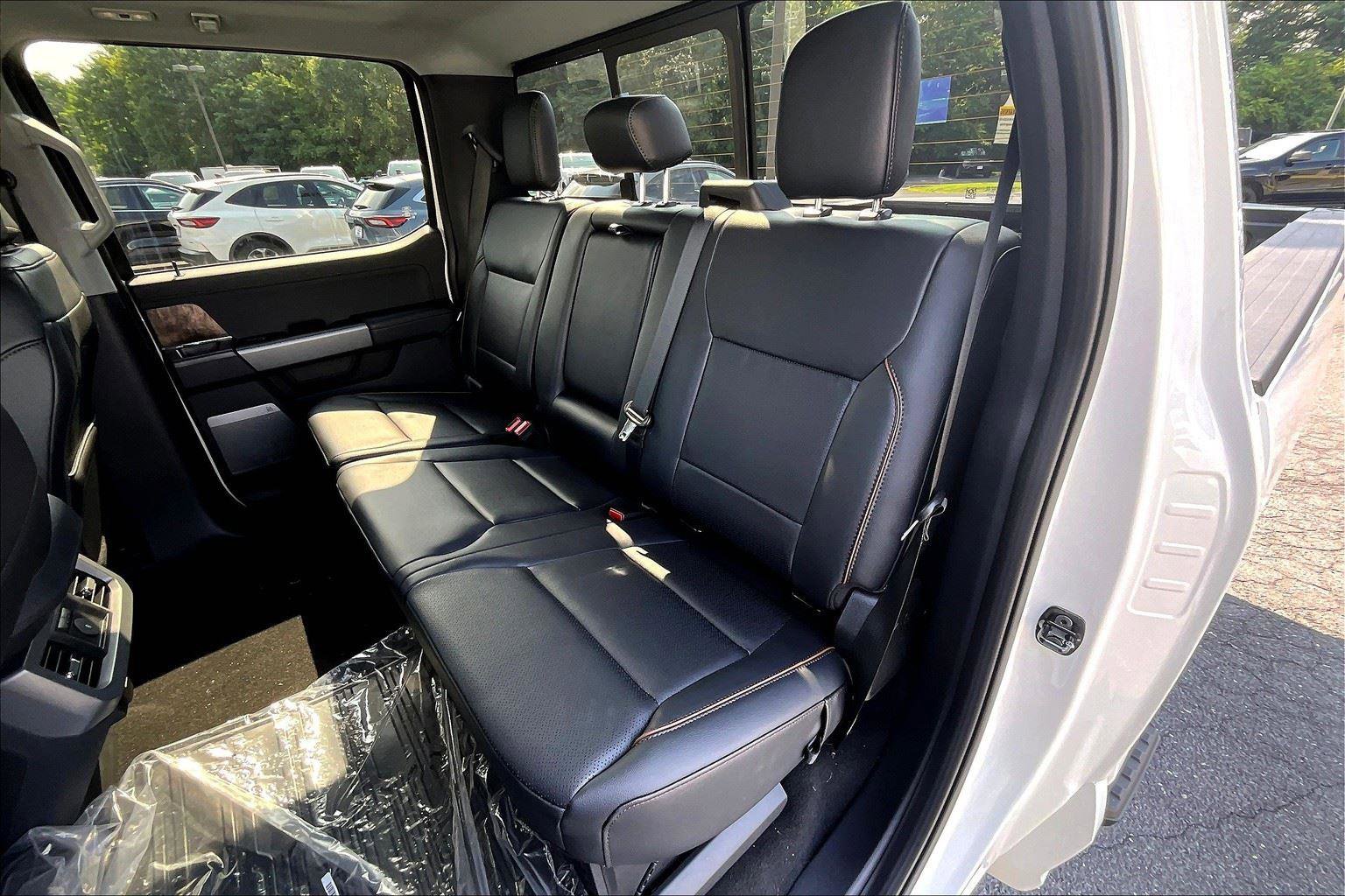 New 2025 Ford F350 Lariat w/ Lariat Ultimate Package image 10
