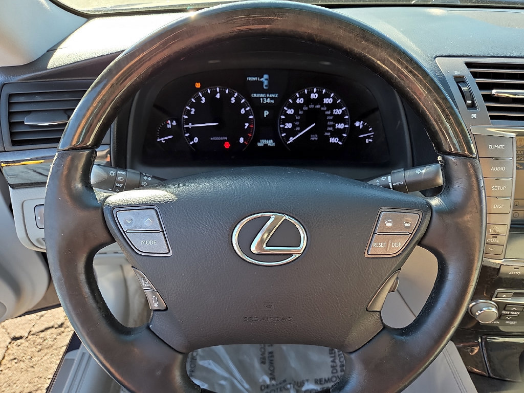 Used 2011 Lexus LS 460 AWD w/ Luxury Value Edition image 21