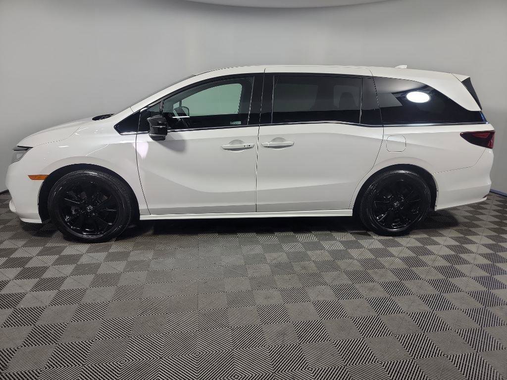 Certified 2024 Honda Odyssey Sport image 11