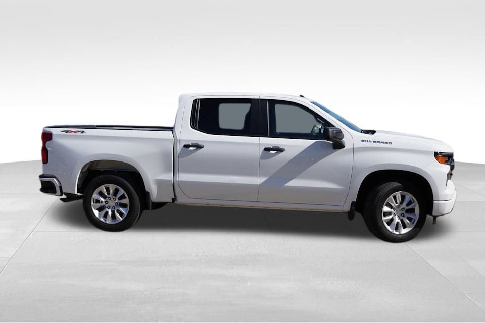Certified 2024 Chevrolet Silverado 1500 Custom image 4