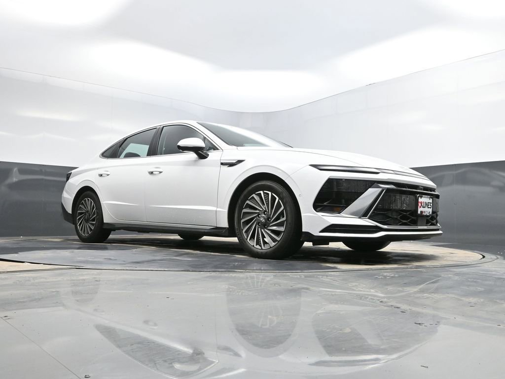 Used 2024 Hyundai Sonata Limited image 31