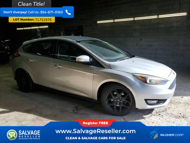 Used 2016 Ford Focus SE w/ Equipment Group 201A FWD image 5