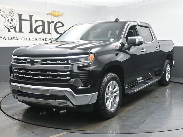 Used 2023 Chevrolet Silverado 1500 LTZ w/ LTZ Premium Package image 32