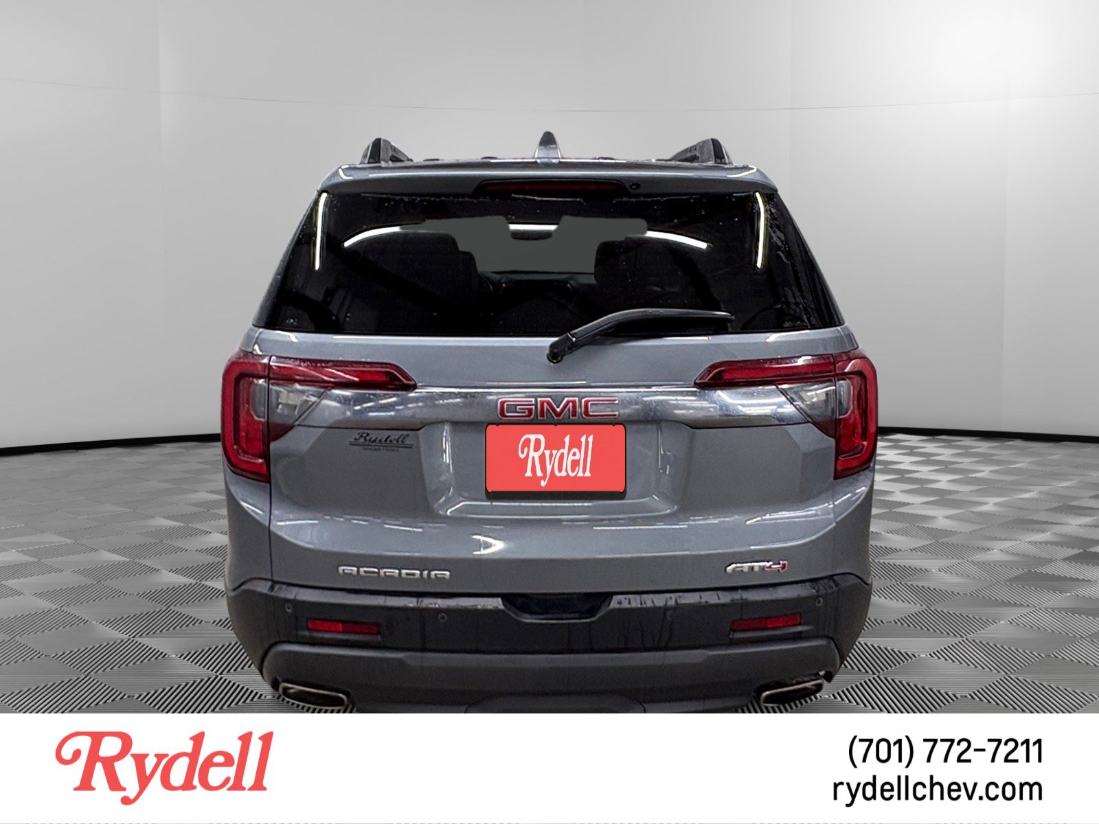 Used 2021 GMC Acadia AT4 w/ Technology Package AWD/4WD image 4