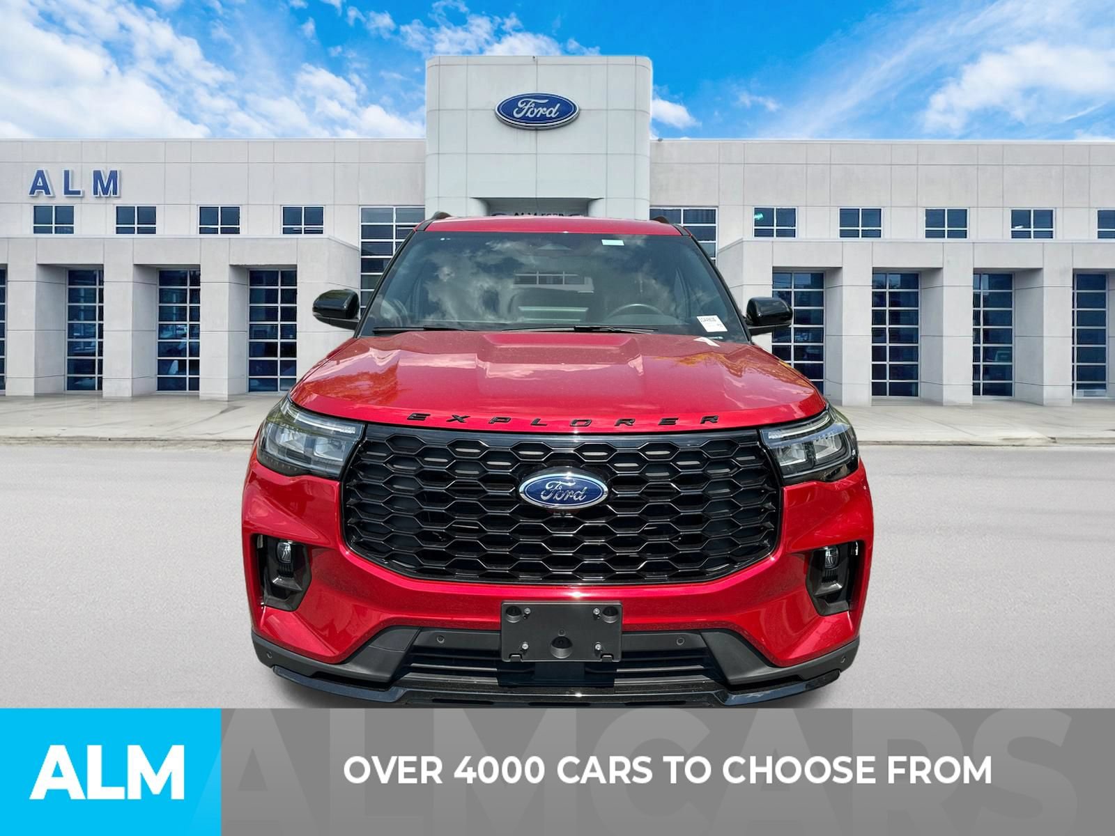 Used 2025 Ford Explorer ST-Line w/ Premium Package RWD image 2