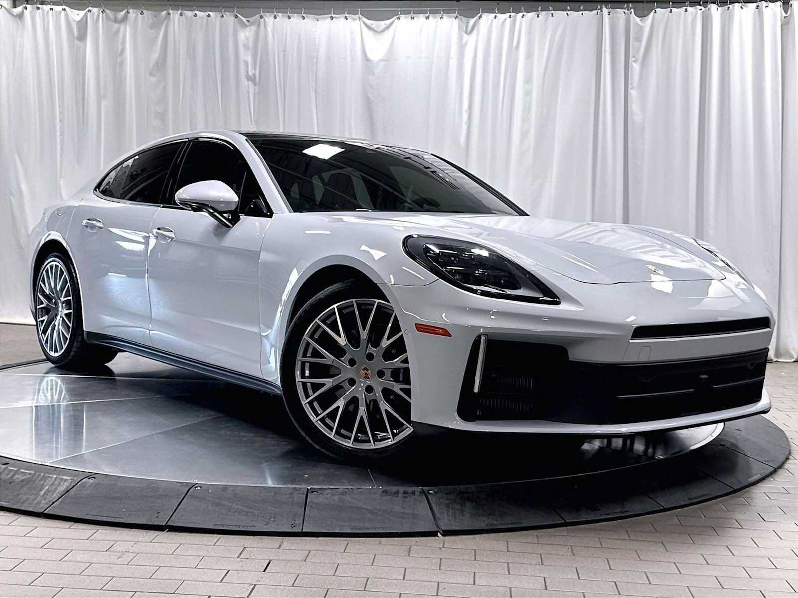 Used 2025 Porsche Panamera 4 AWD/4WD image 11