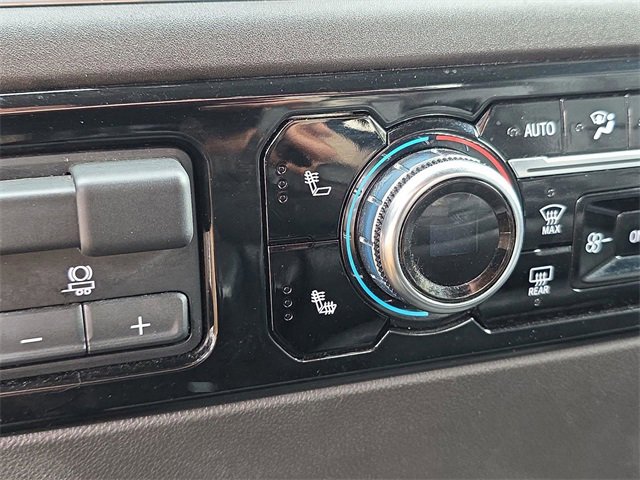 Used 2025 GMC Sierra 1500 SLT image 18