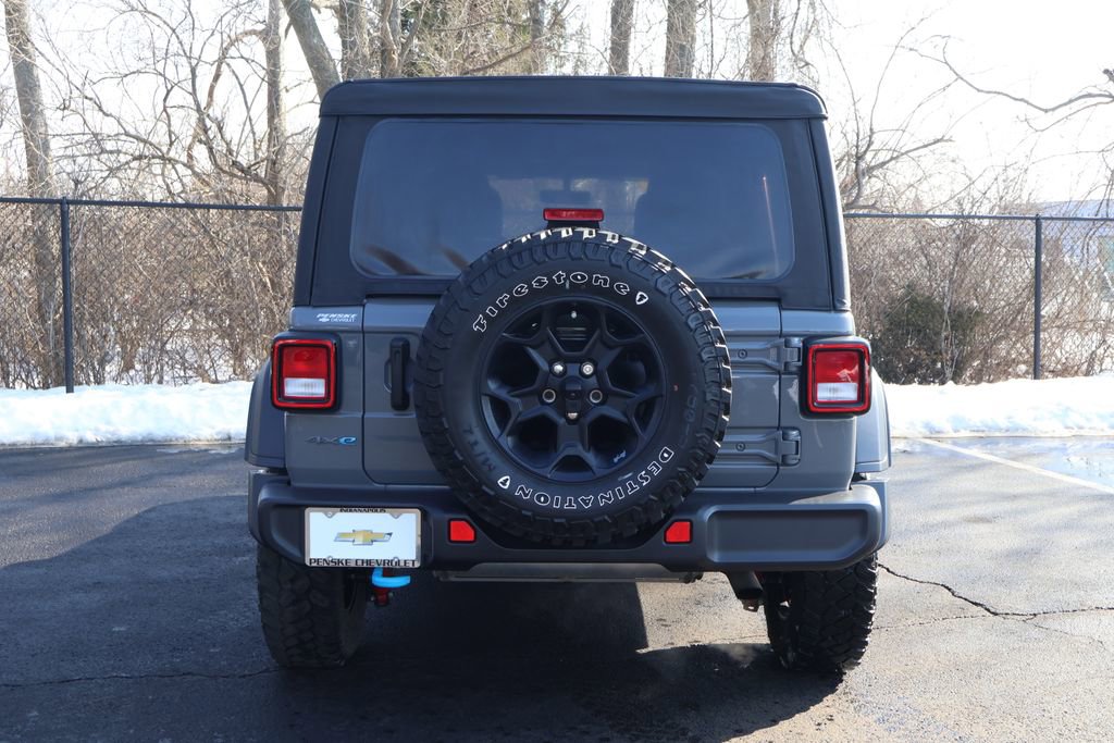 Used 2023 Jeep Wrangler Unlimited w/ Cold Weather Group image 6