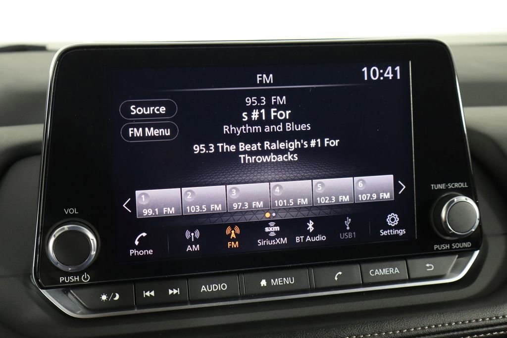 Used 2024 Nissan Rogue SV image 29