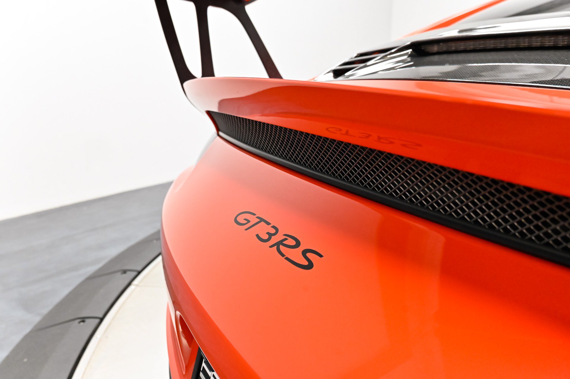 Used 2016 Porsche 911 GT3 RS RWD image 14