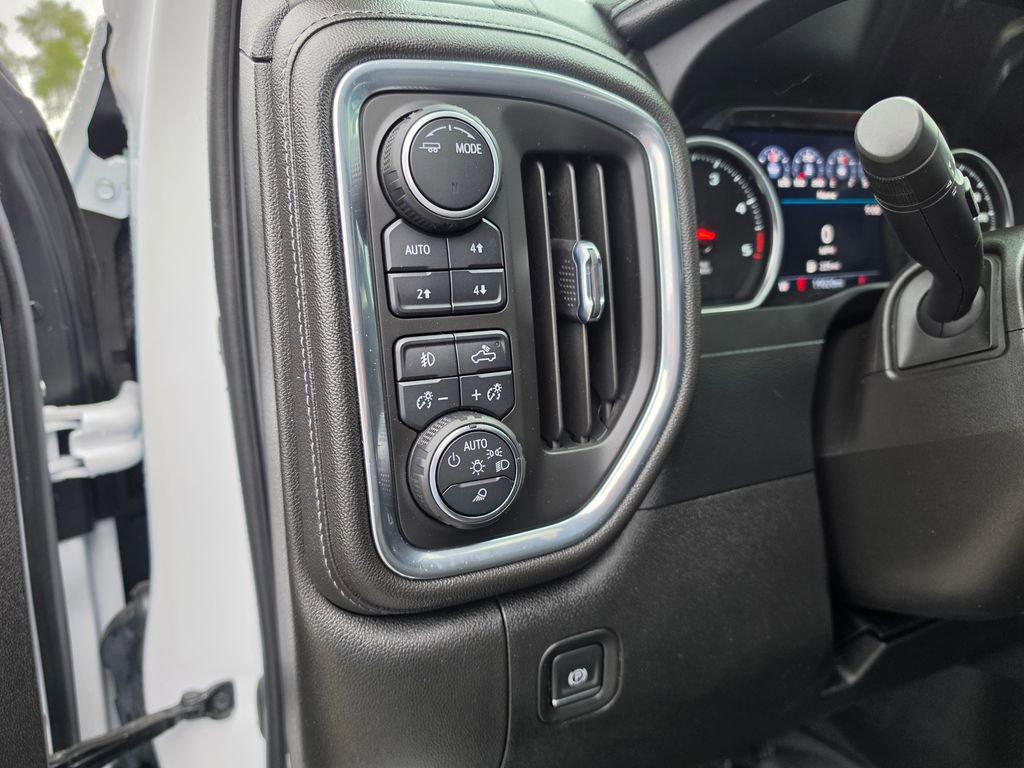Used 2022 Chevrolet Silverado 2500 High Country w/ Z71 Off-Road Package AWD/4WD image 22