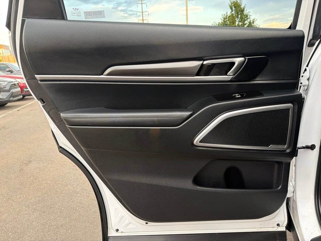 Used 2025 Kia Telluride S AWD/4WD image 18