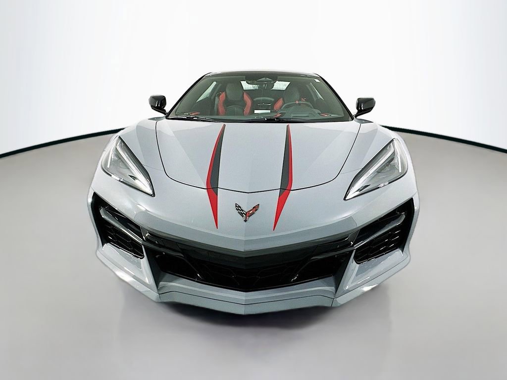 Used 2025 Chevrolet Corvette Z06 RWD image 6