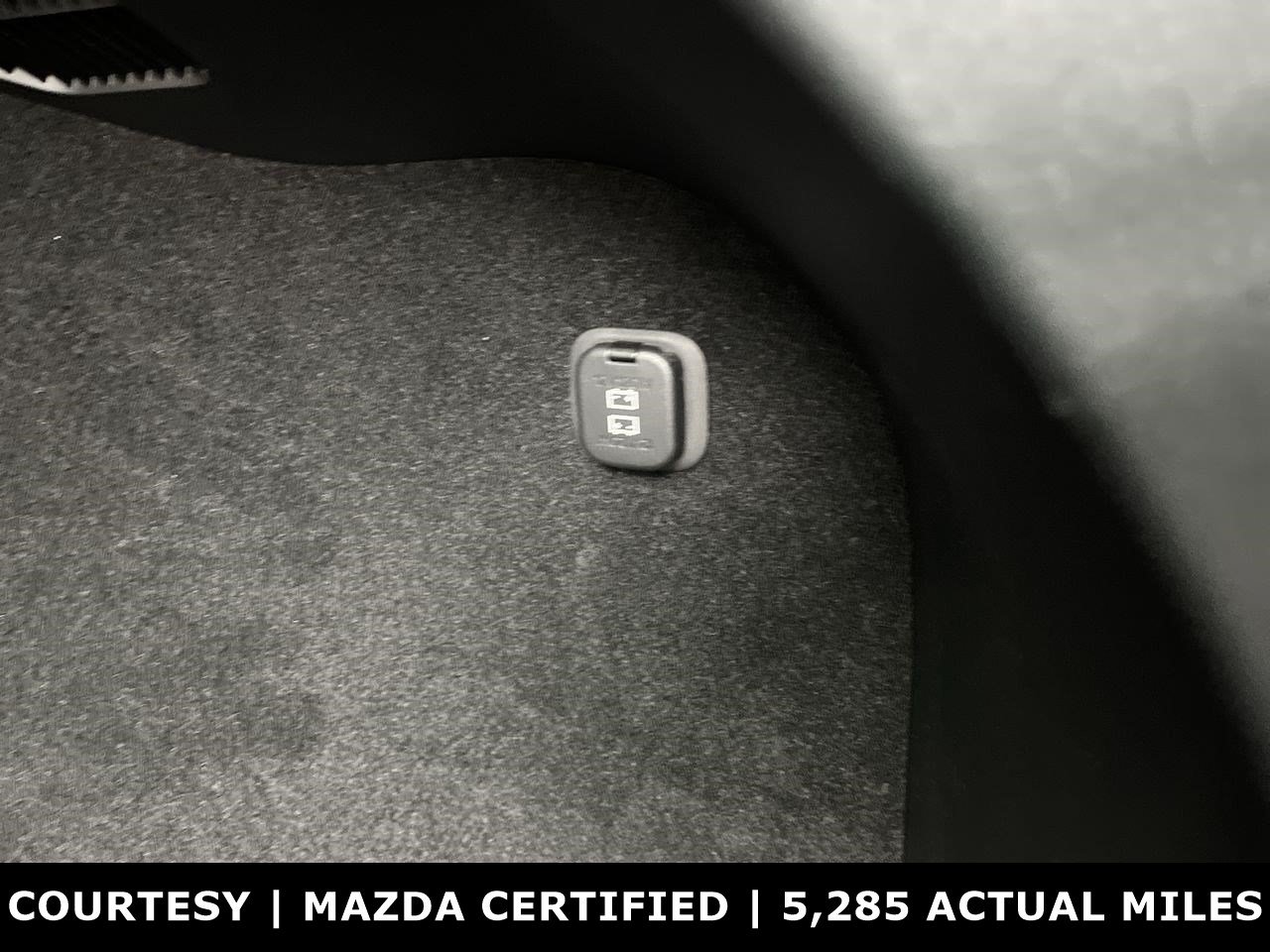 Certified 2025 MAZDA CX-5 Signature AWD/4WD image 32