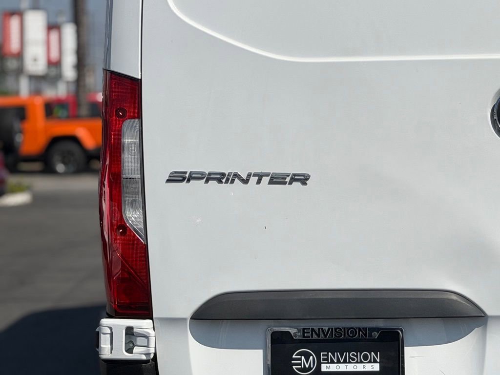 Used 2023 Mercedes-Benz Sprinter 2500 w/ Acoustic Package image 12